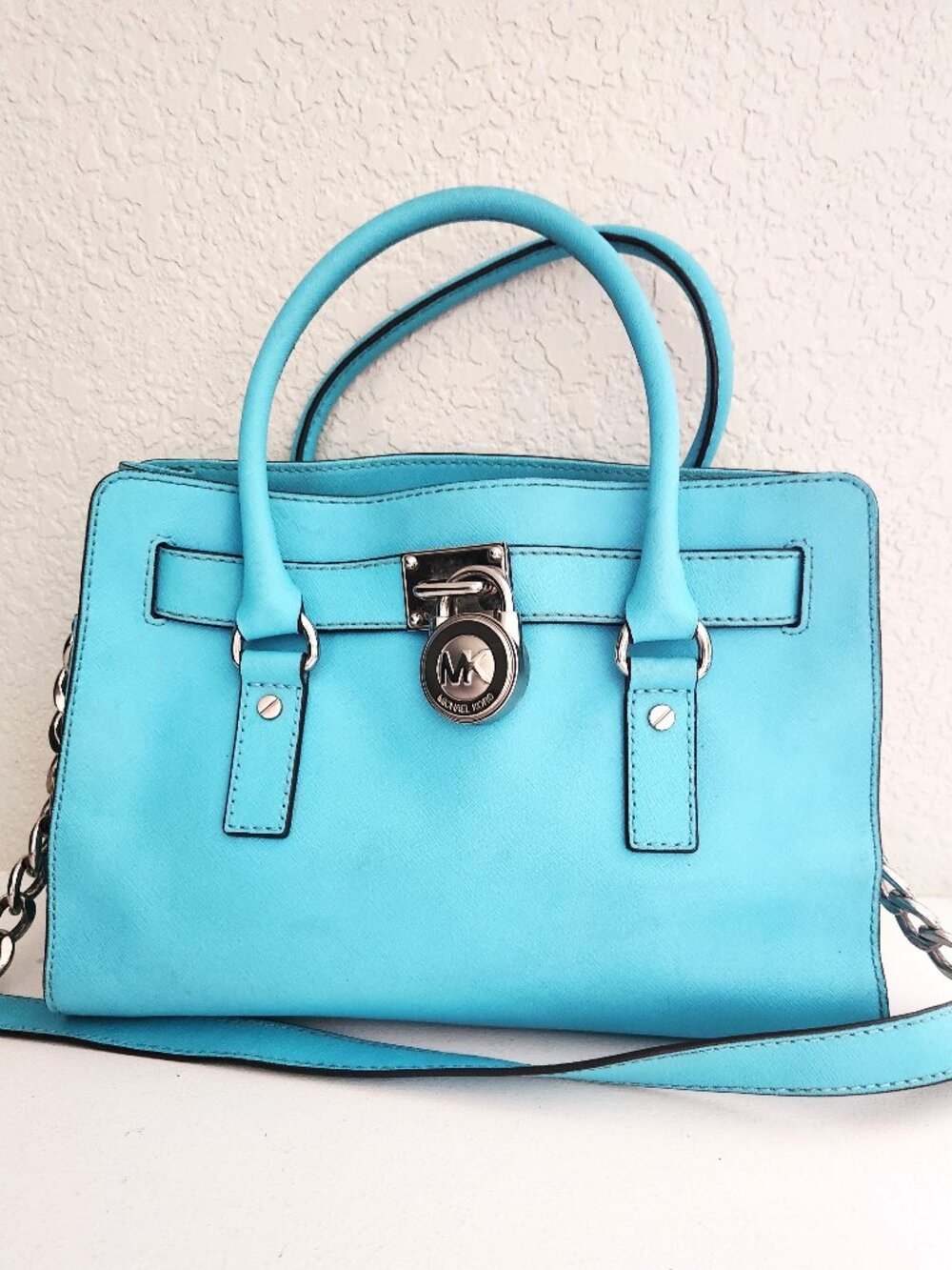 Michael Kors Hamilton Turquoise Shoulder Bag - Picture 3 of 10